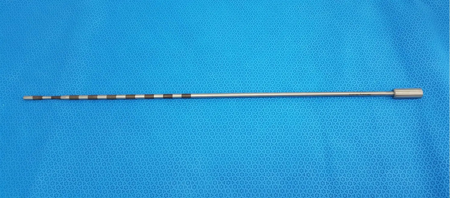 Reuse Medical DAVIS + GECK Surgical Instrument - Model 8381-01 Centrifuge Tubes, second-hand product photo 1