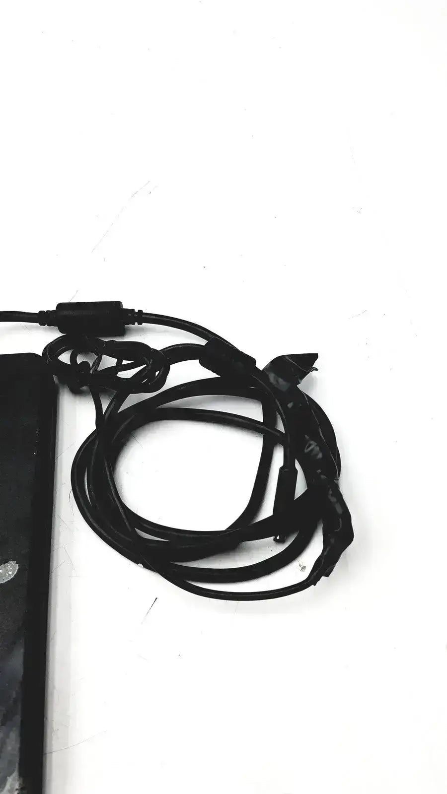 Dell 240W AC Adapter LA240PM160 GA240PE1-00 0FWCRC 19.5V 12.3A Charger AC Adapter, second-hand product photo 3