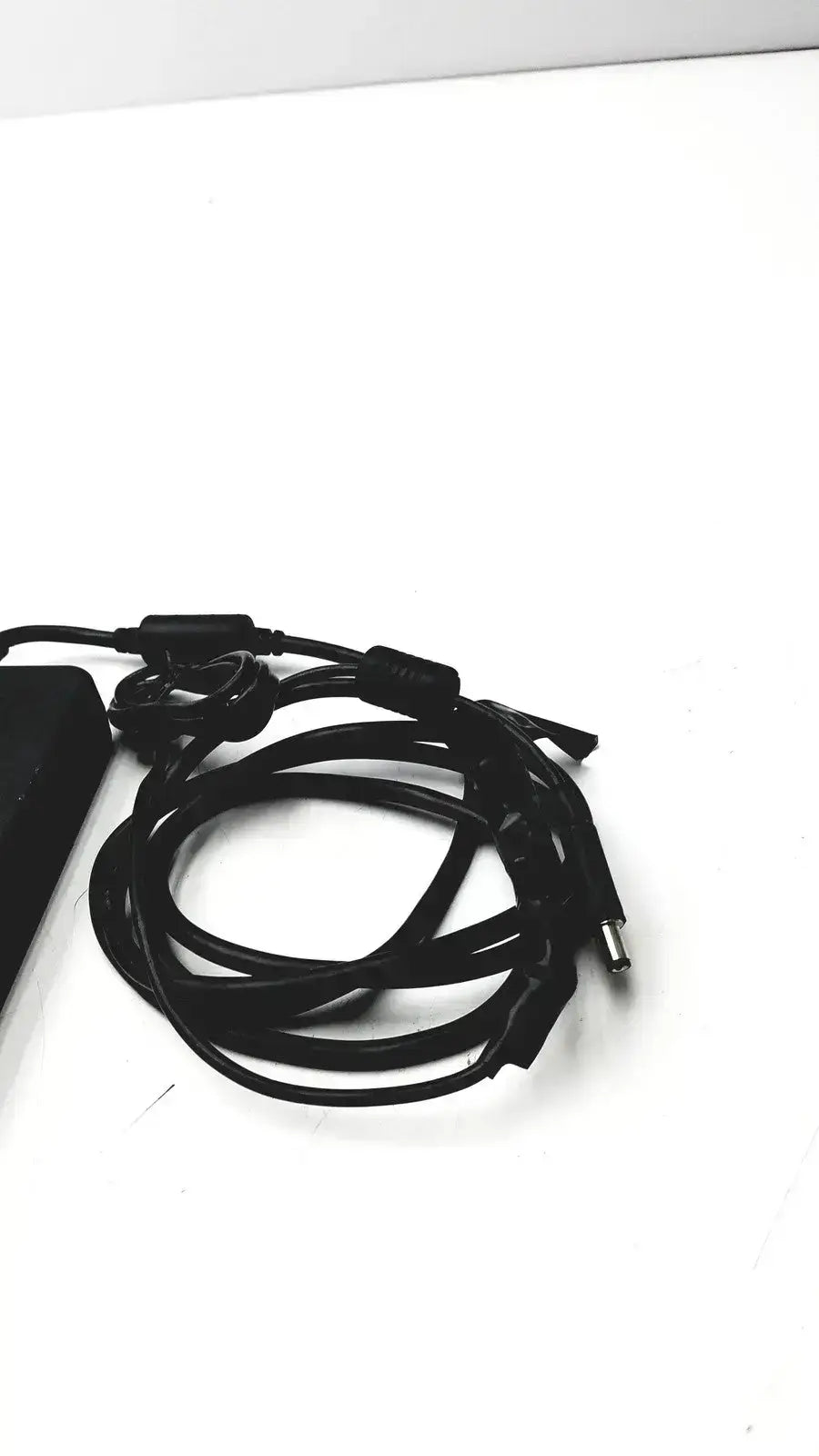 Dell 240W AC Adapter LA240PM160 GA240PE1-00 0FWCRC 19.5V 12.3A Charger AC Adapter, second-hand product photo 5