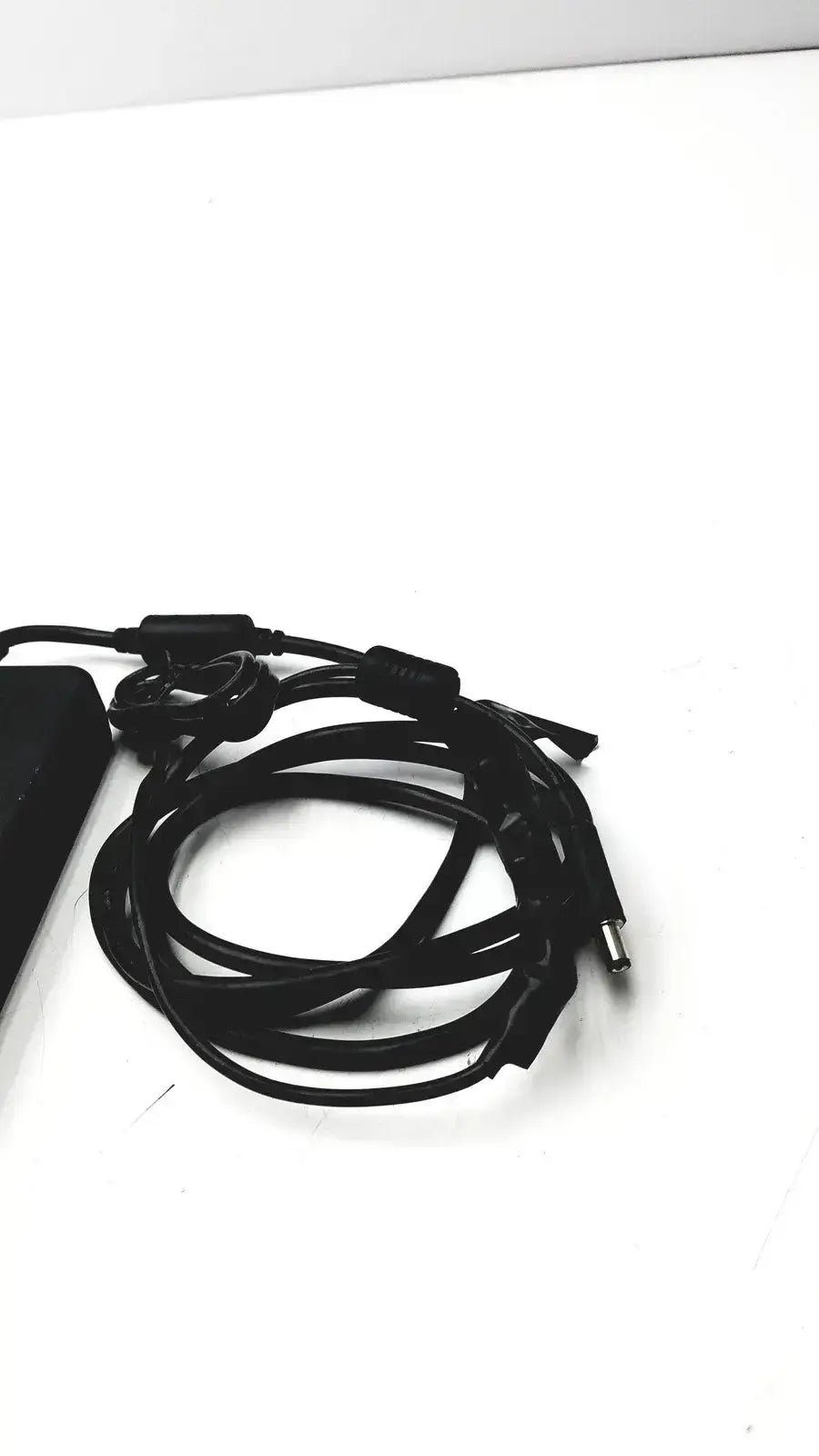 Dell 240W AC Adapter LA240PM160 GA240PE1-00 0FWCRC 19.5V 12.3A Charger AC Adapter, second-hand product photo 5