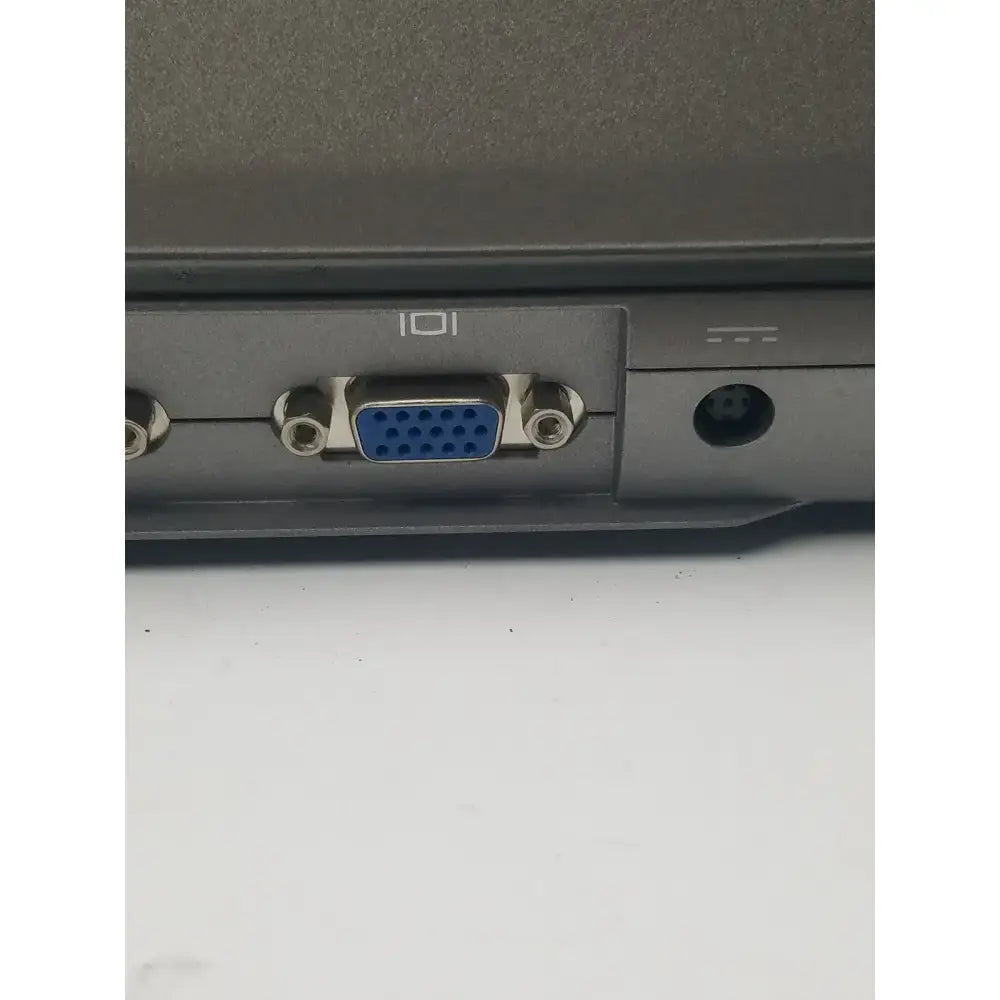 Dell Latitude D810 Intel Inside Centrino Model PP15L Laptop Computer, second-hand product photo 6