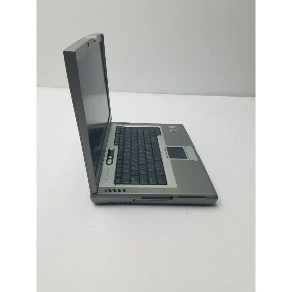 Dell Latitude D810 Intel Inside Centrino Model PP15L Laptop Computer, second-hand product photo 4