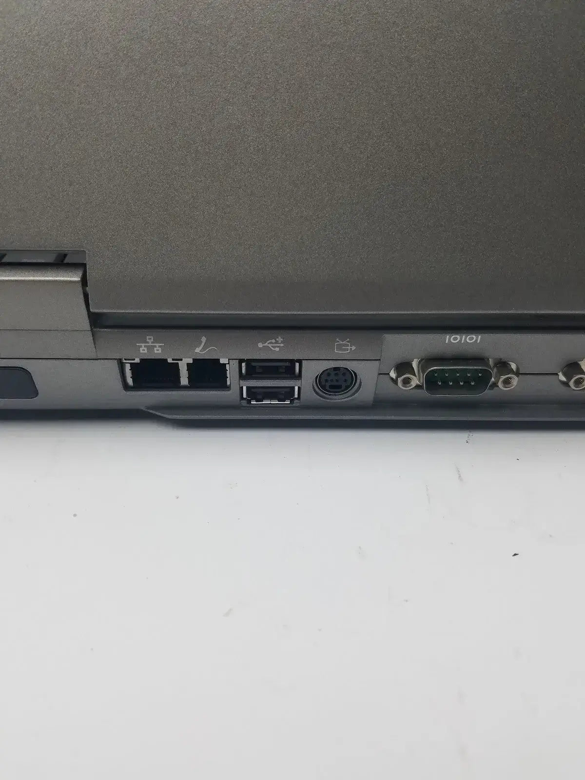 Dell Latitude D810 Intel Inside Centrino Model PP15L Laptop Computer, second-hand product photo 5