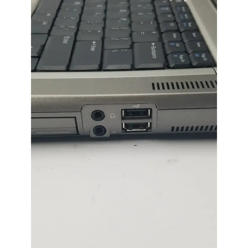 Dell Latitude D810 Intel Inside Centrino Model PP15L Laptop Computer, second-hand product photo 8