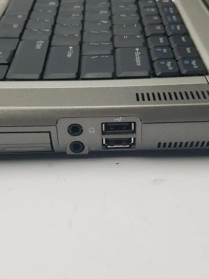 Dell Latitude D810 Intel Inside Centrino Model PP15L Laptop Computer, second-hand product photo 8