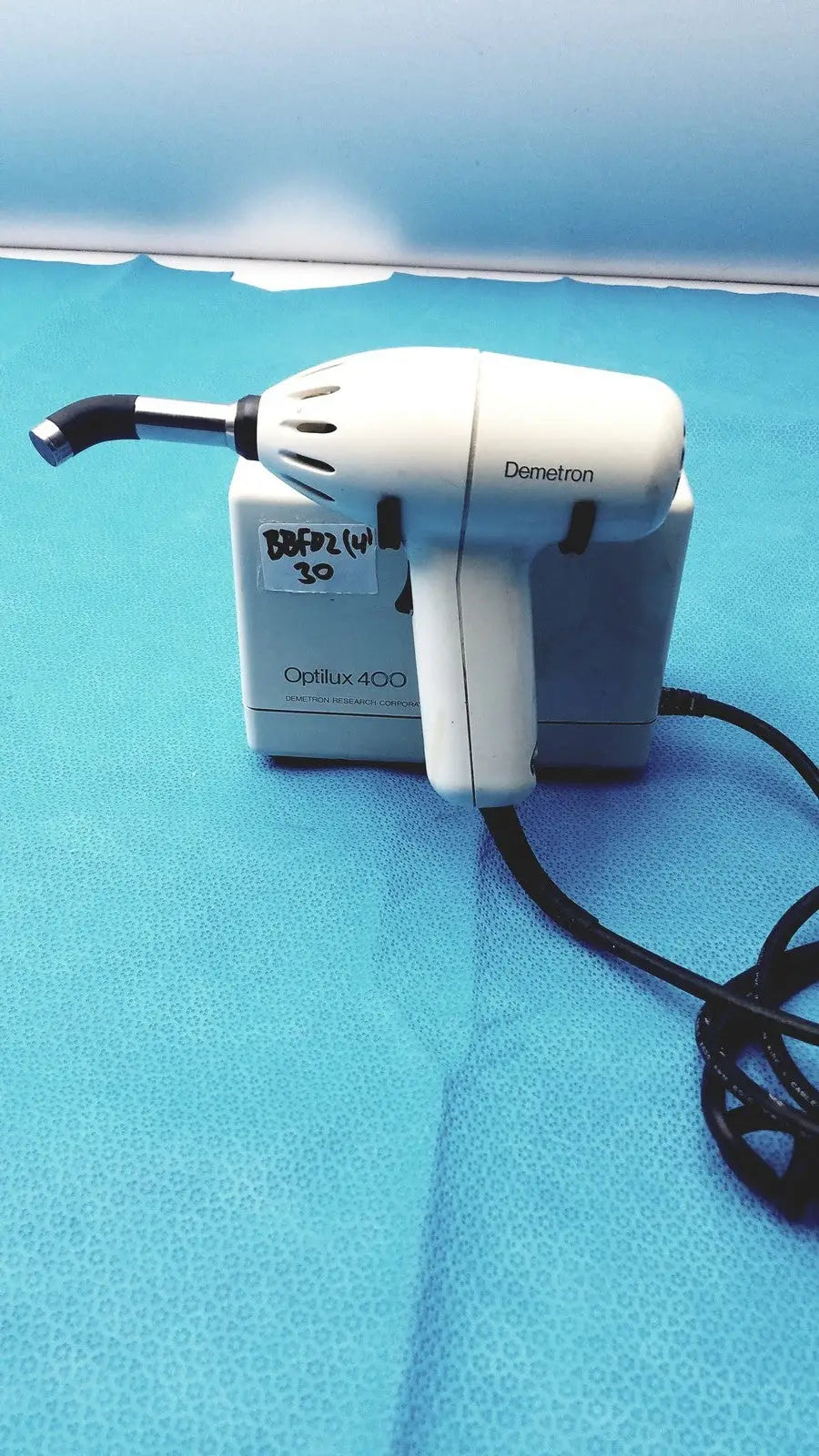 Reuse Medical Demetron Optilux 400 Model VCL 401 Dental Curing Light Unit Dental Curing Lights, second-hand product photo 1