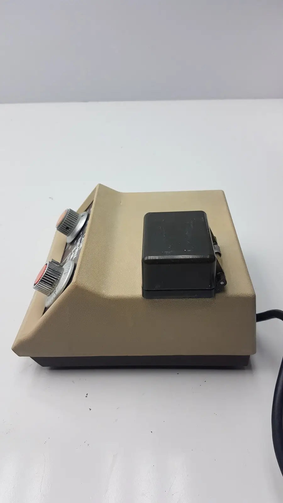 Dentsply Caulk Vari-Mix II-M VM-C Variable Speed Amalgamator Dental Amalgamator, as-is (for parts) product photo 5