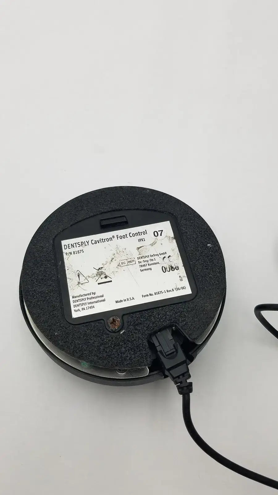Dentsply Cavitron Foot Control 81675 Ultrasonic Scaler Foot Control, second-hand product photo 2