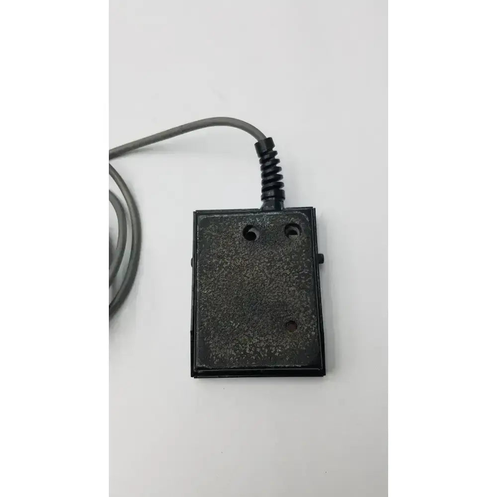 Dentsply Cavitron Foot Switch Pedal Foot Switch Pedal, second-hand product photo 13