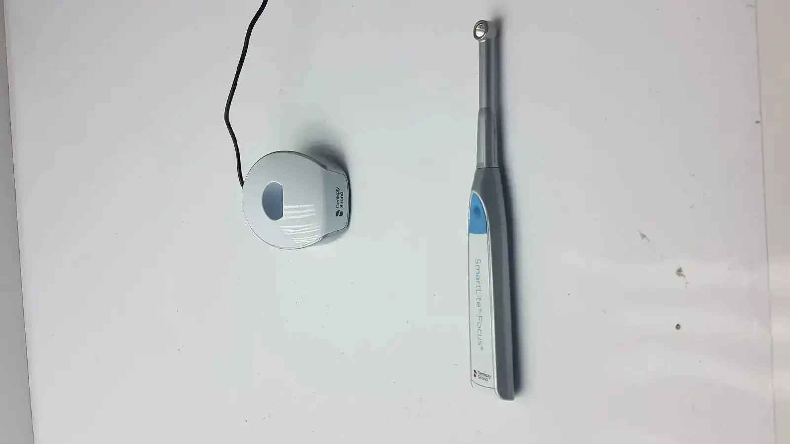Dentsply Sirona Smartlite Focus Dental Curing Light Polymerization Unit Dental Curing Light, second-hand product photo 3