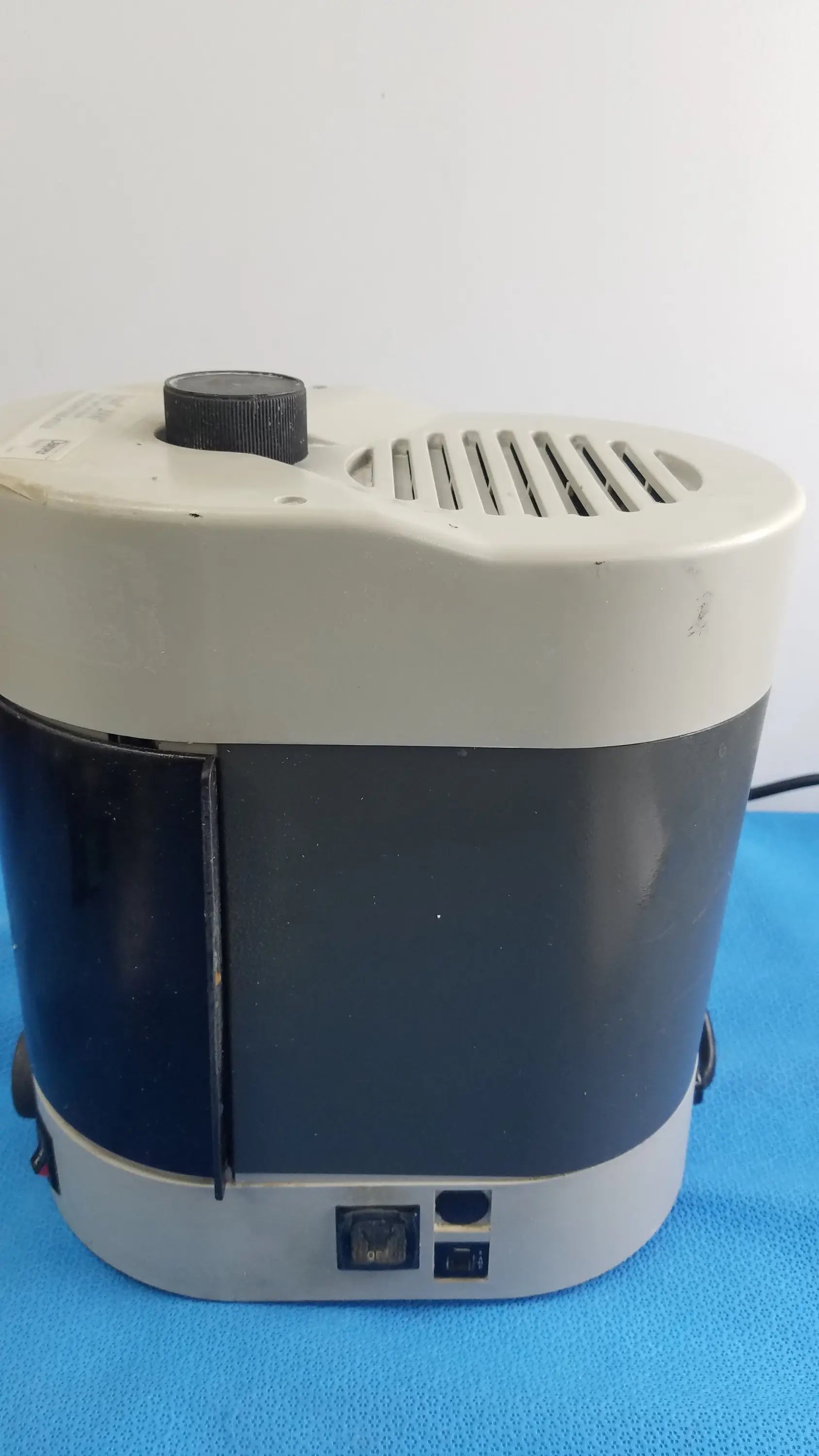 Dentsply Trubyte Triad 2000 Visible Light Curing System Visible Light Curing System, as-is (for parts) product photo 3