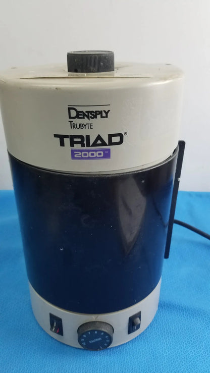 Dentsply Trubyte Triad 2000 Visible Light Curing System Visible Light Curing System, as-is (for parts) product photo 1