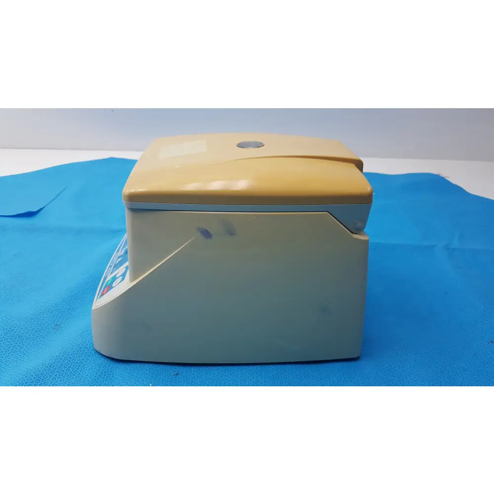 Denville Scientific 260D Brushless Microcentrifuge - Digital Benchtop Microcentrifuge