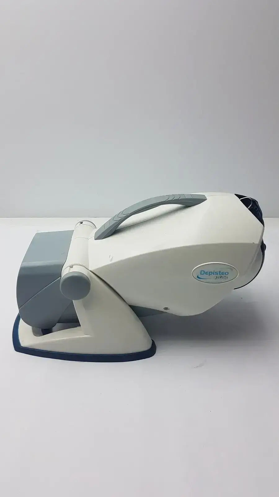 Corning Depisteo VT1 Vision Screener Vision Screener, as-is (for parts) product photo 1