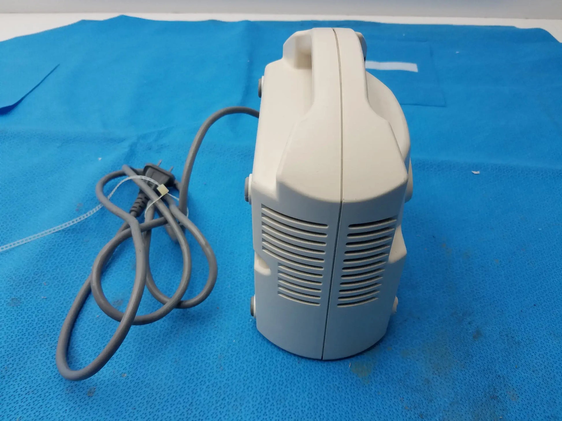 DeVilbiss 3655D Pulmo-Aide Compact Compressor Nebulizer System Compressor Nebulizer System, second-hand product photo 7