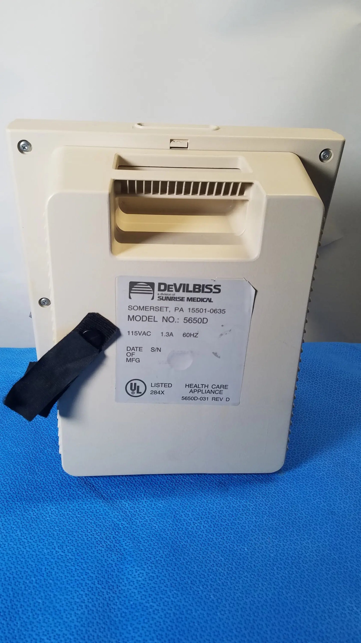 DeVilbiss 5650D Pulmo-Aide Compressor Nebulizer System Compressor Nebulizer System, as-is (for parts) product photo 6