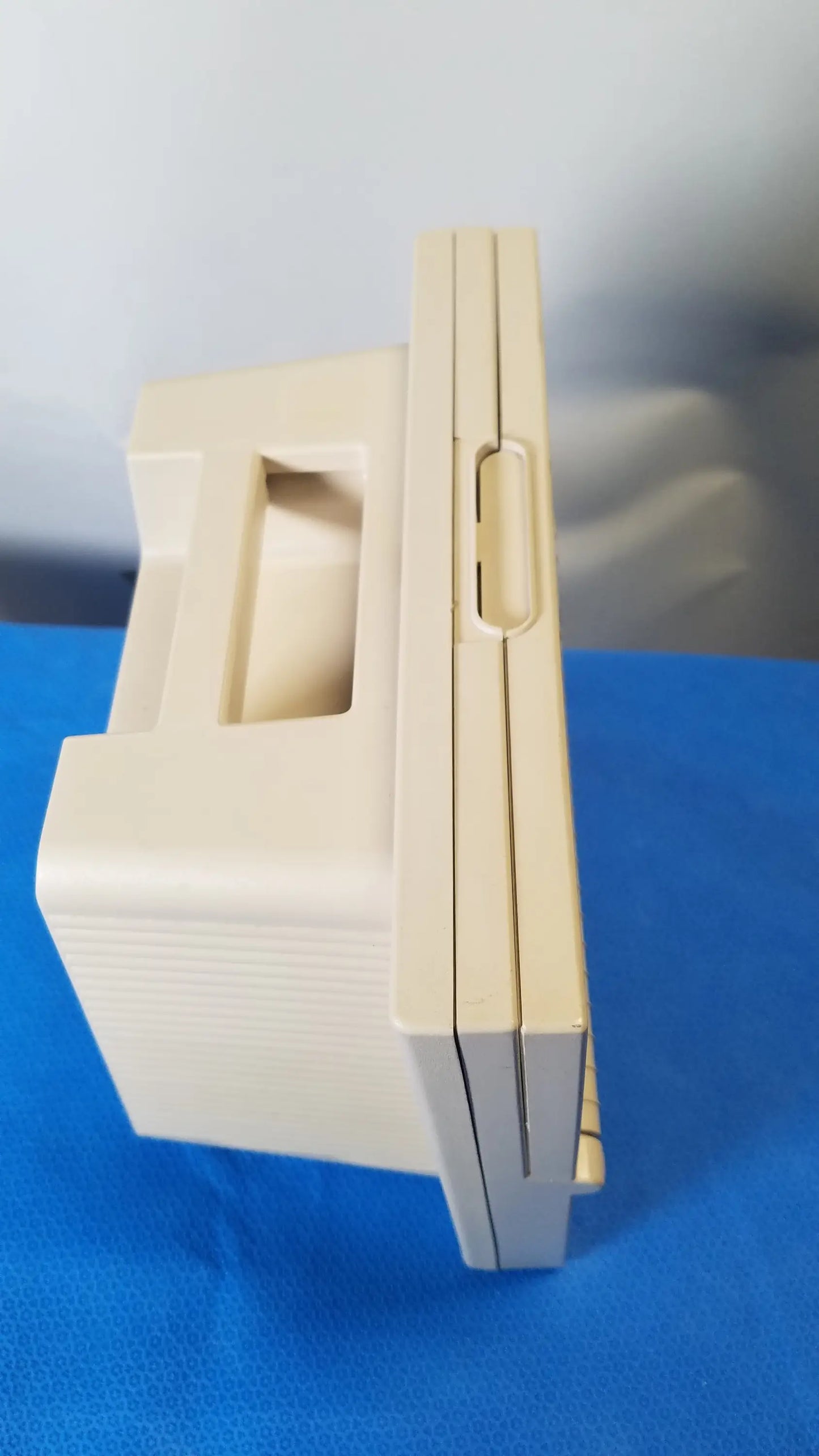 DeVilbiss 5650D Pulmo-Aide Compressor Nebulizer System Compressor Nebulizer System, as-is (for parts) product photo 5