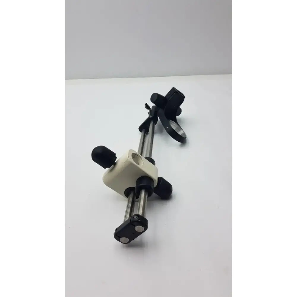 Diagnostic Instruments Dual Arm Boom Microscope Boom Stand, second-hand product photo 2