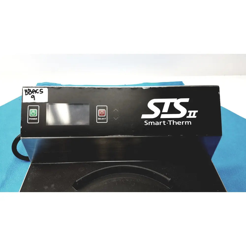 Black sis ii smart-therm induction base warmer by dinex carlisle with digital display and control buttons