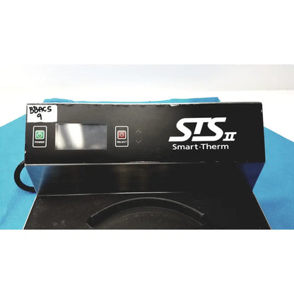 Black sis ii smart-therm induction base warmer by dinex carlisle with digital display and control buttons