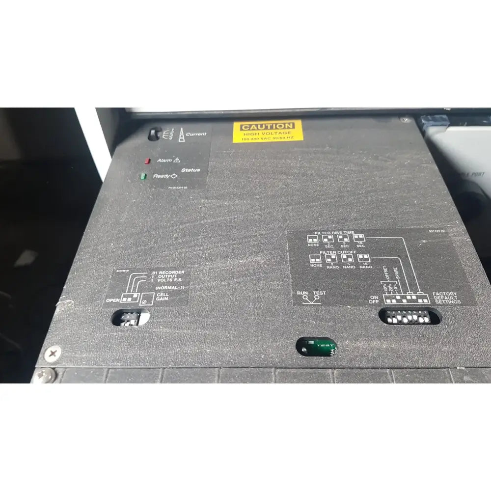 Dionex Basic Chromatography Module CHB Chromatography Module, as-is (for parts) product photo 9