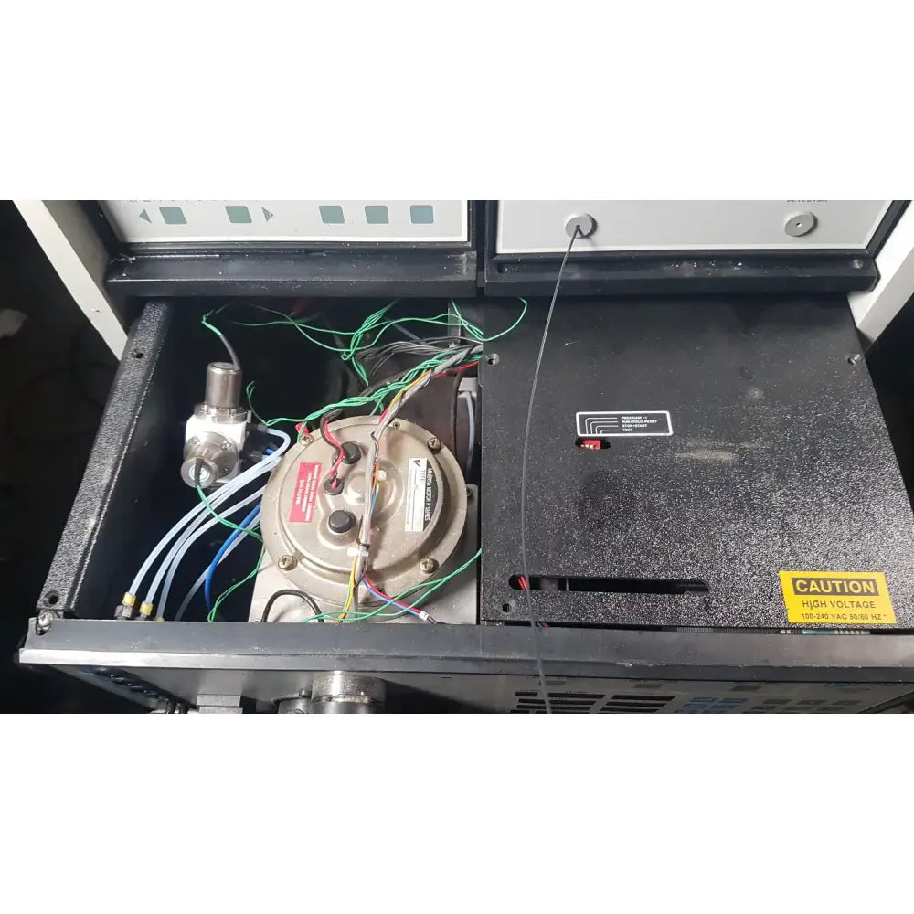 Dionex Basic Chromatography Module CHB Chromatography Module, as-is (for parts) product photo 7