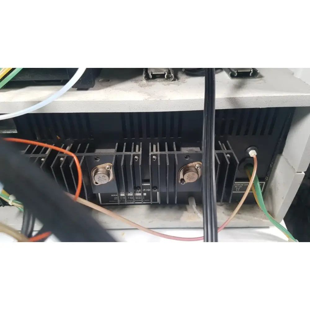 Dionex Basic Chromatography Module CHB Chromatography Module, as-is (for parts) product photo 16