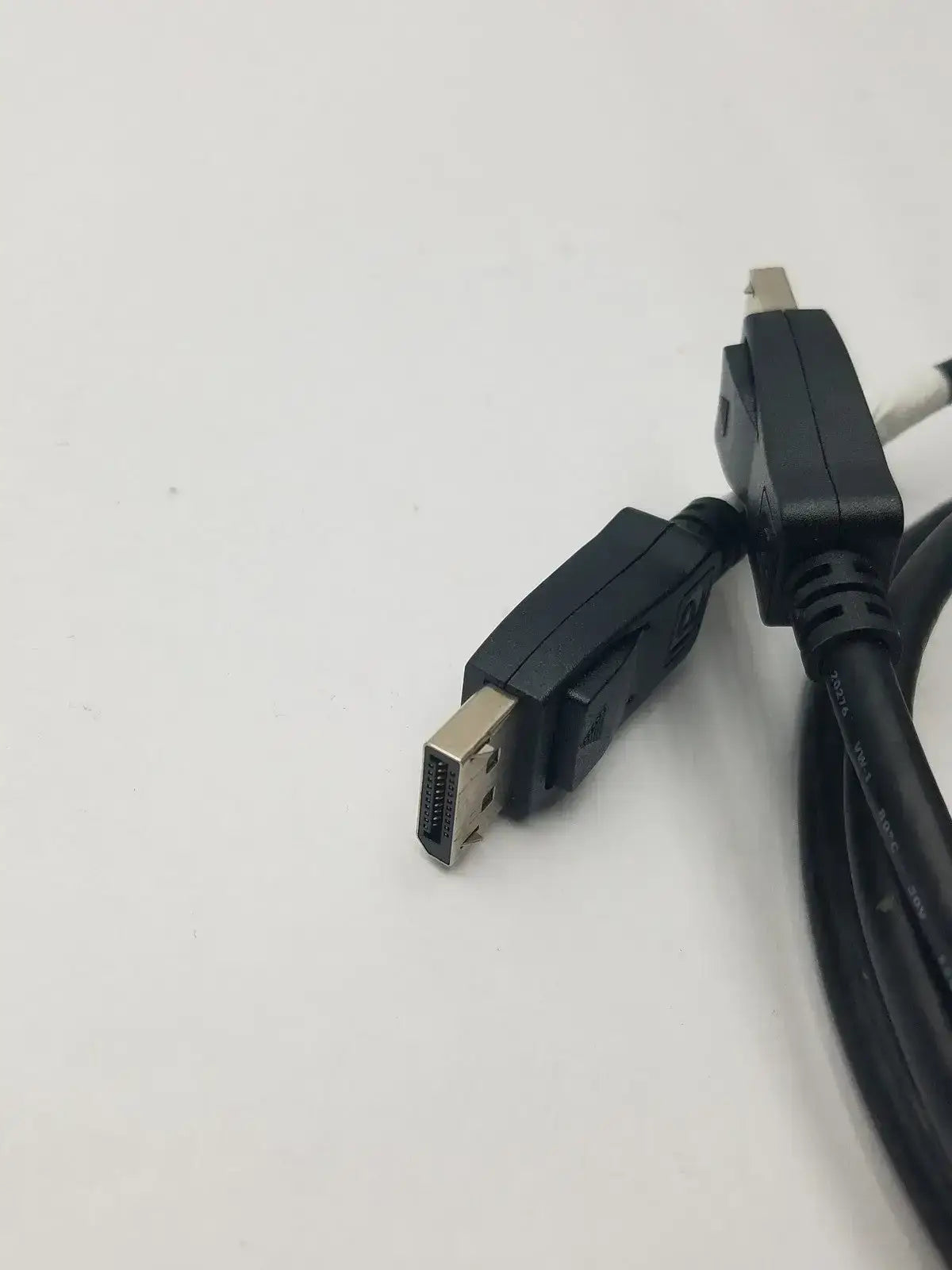 Gelinte Displayport Cable (DP) E465667 AWM STYLE 20275 VW-1 30V Gelinte DisplayPort Cable, second-hand product photo 3