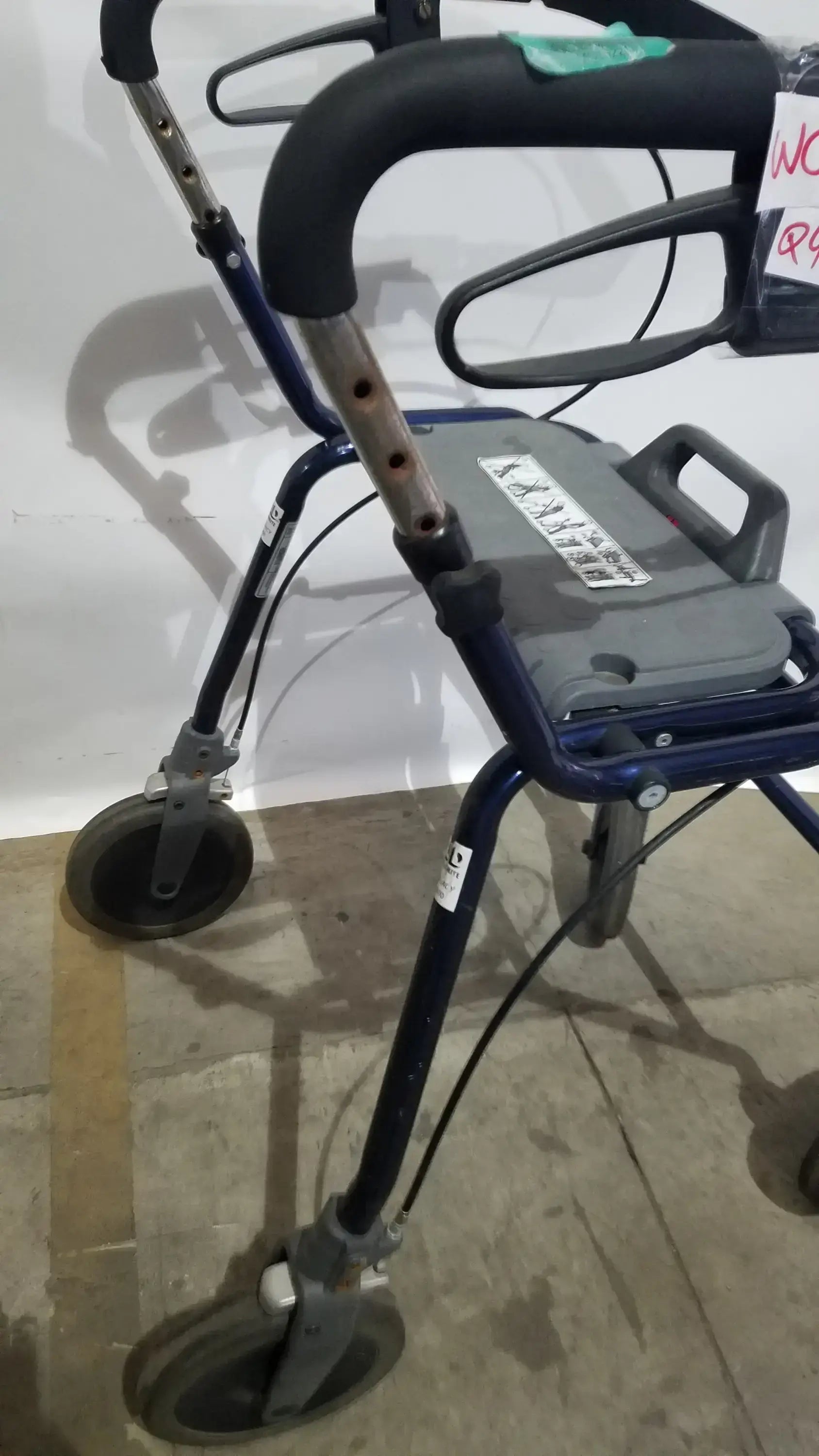 Reuse Medical Equipment Dolomite Legacy Rollator Walker Walkers, second-hand product photo 11