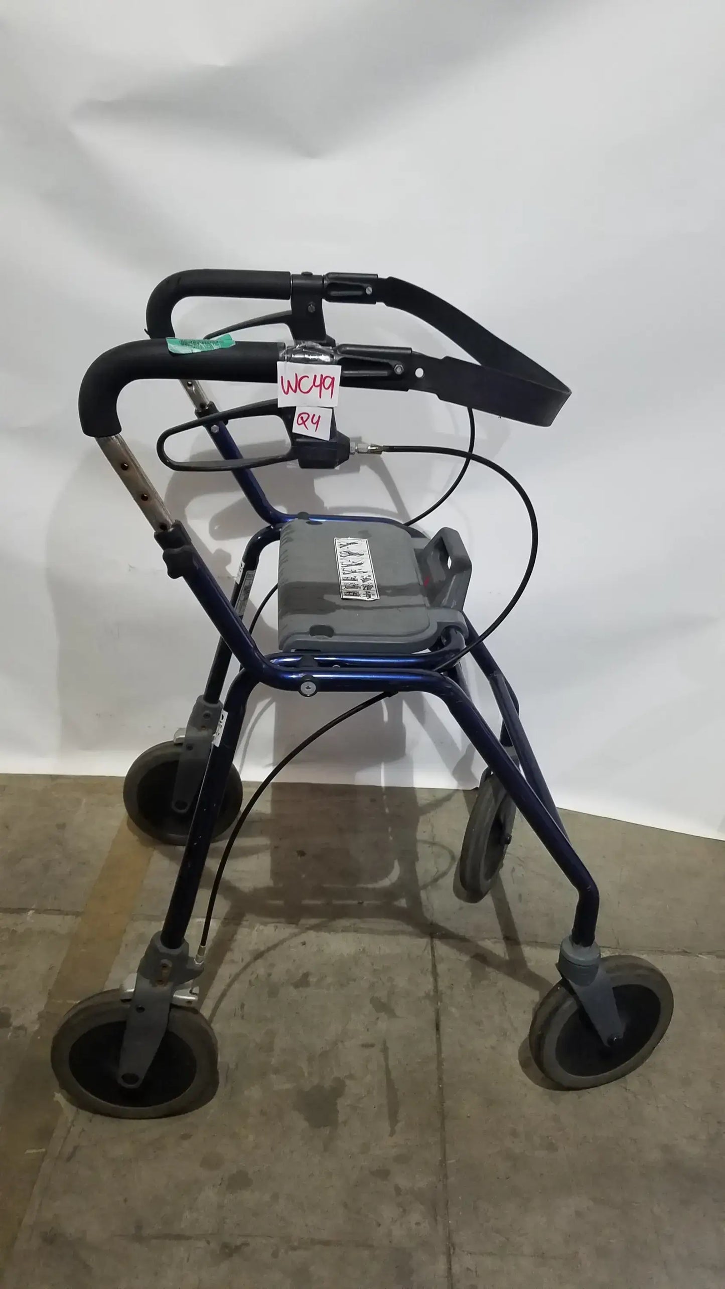 Reuse Medical Equipment Dolomite Legacy Rollator Walker Walkers, second-hand product photo 13