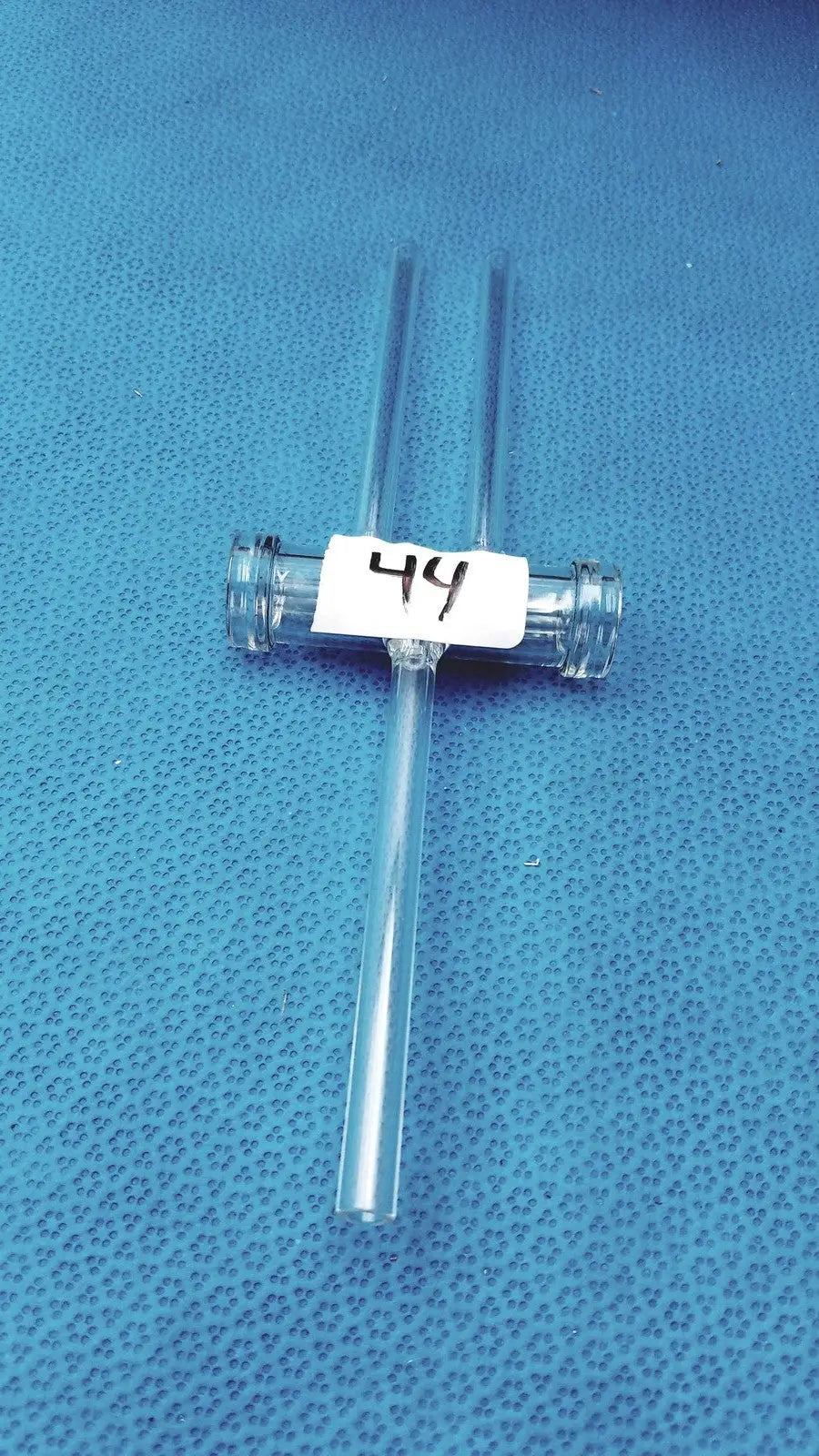Reuse Medical Double Oblique Bore Glass Stopcock – Borosilicate, Precision-Control Valve Other Medical & Lab Equipment, second-hand product photo 1