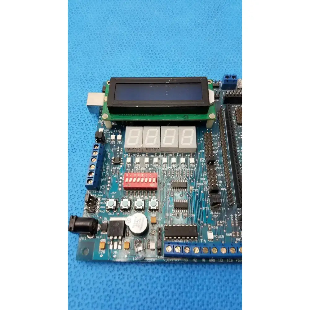 Unbranded Dragon12-Plus 2 REV G USB Development Board Electronic Computer Educational Lab Development Board, second-hand product photo 2