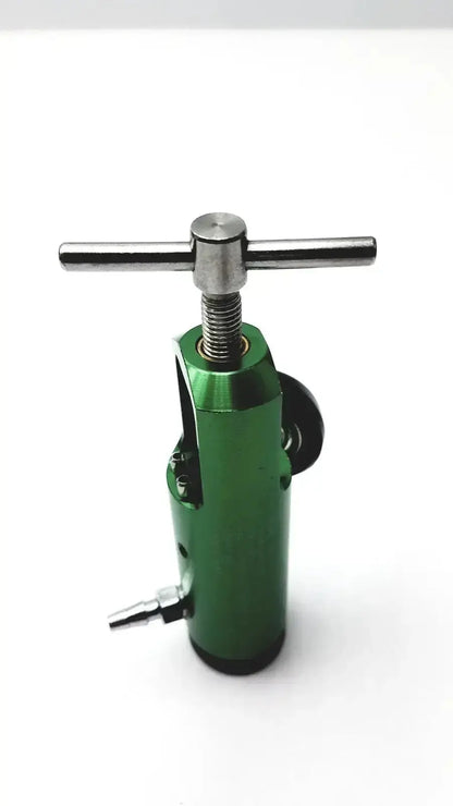 Drive Brass-Sleeved Regulator, Model: CGA 870 Oxygen Regulator, second-hand product photo 7