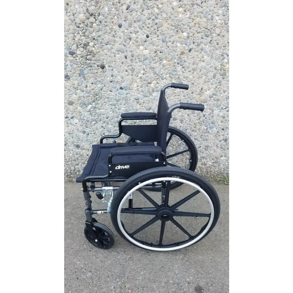 Reuse Medical Equipment Drive M3 Sport Folding Manual Wheelchair – Lightweight Design Wheelchairs, second-hand product photo 1