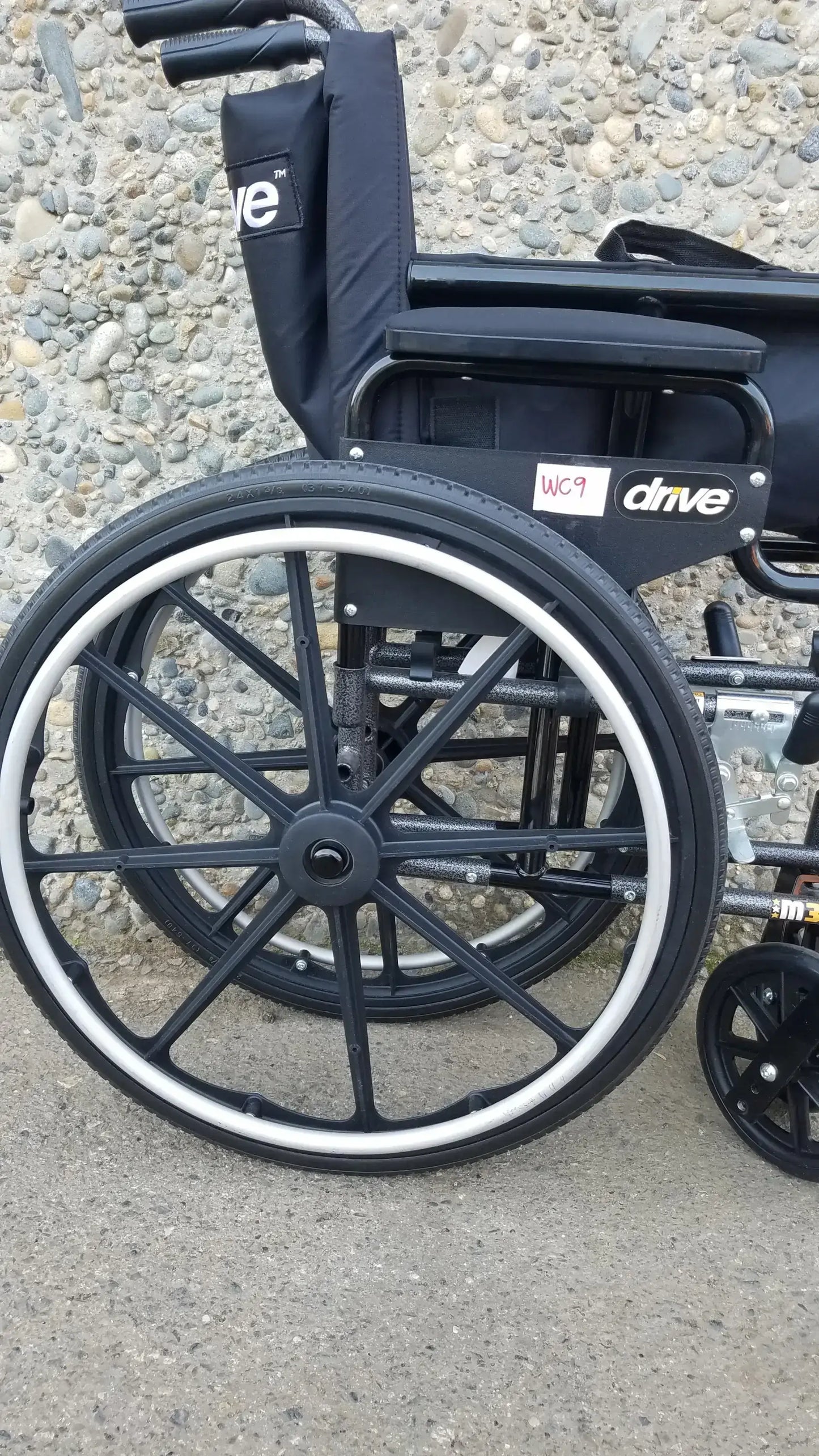 Reuse Medical Equipment Drive M3 Sport Folding Manual Wheelchair – Lightweight Design Wheelchairs, second-hand product photo 13