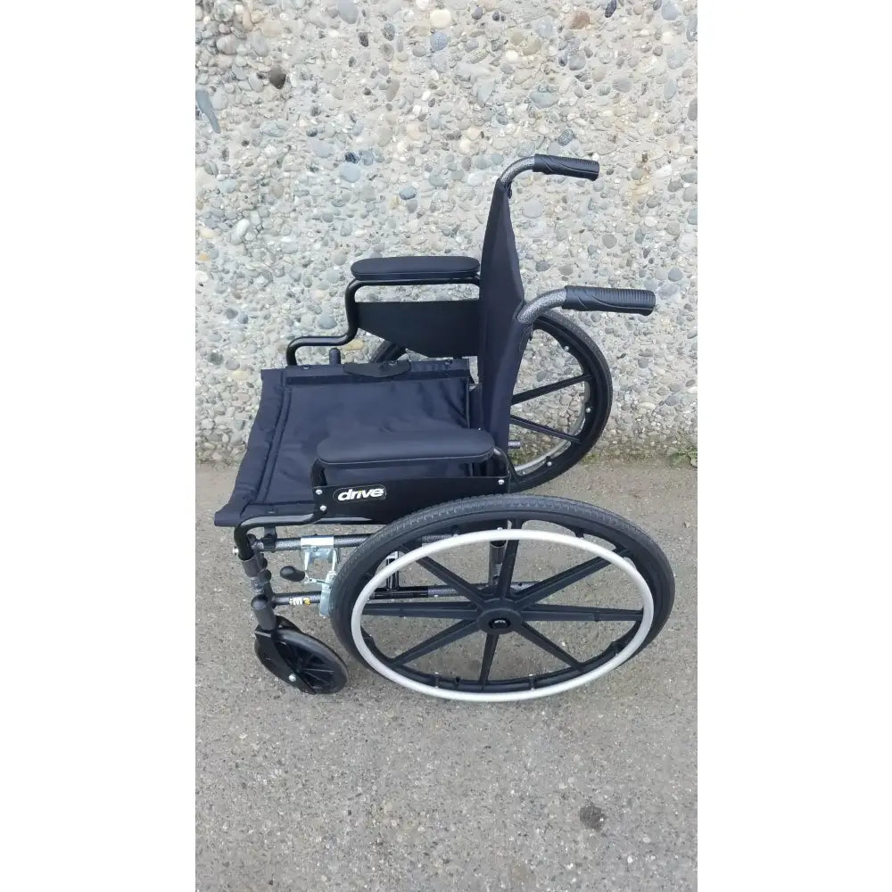 Reuse Medical Equipment Drive M3 Sport Folding Manual Wheelchair – Lightweight Design Wheelchairs, second-hand product photo 6