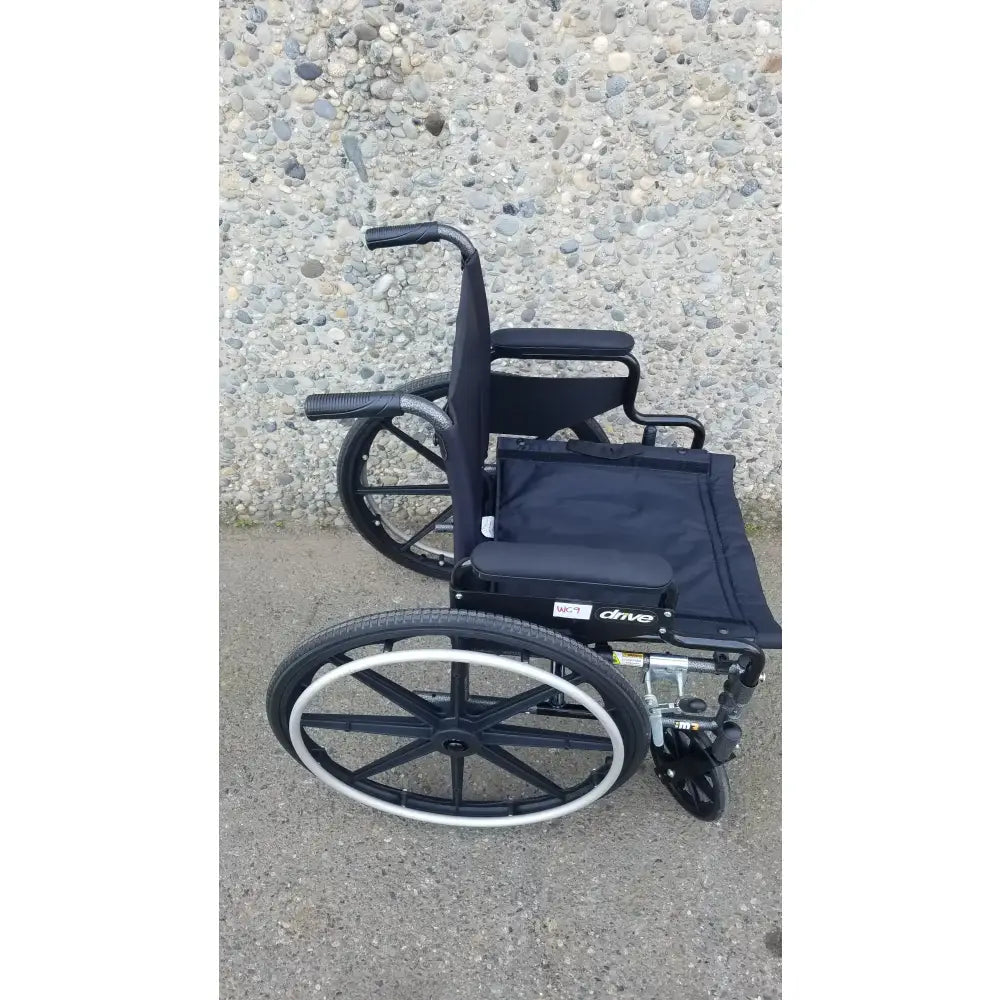Reuse Medical Equipment Drive M3 Sport Folding Manual Wheelchair – Lightweight Design Wheelchairs, second-hand product photo 9