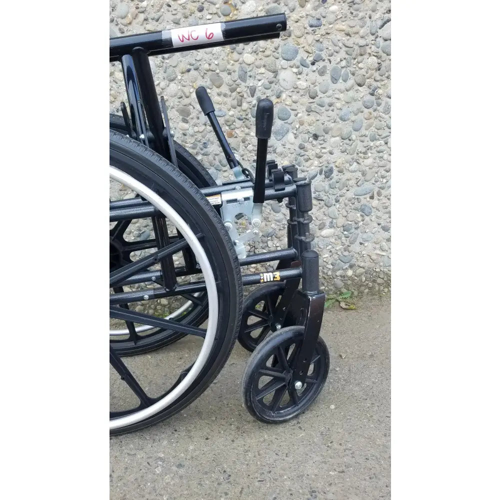 Reuse Medical Equipment Drive M3 Sport Folding Wheelchair – Lightweight & without seat Wheelchairs, second-hand product photo 2