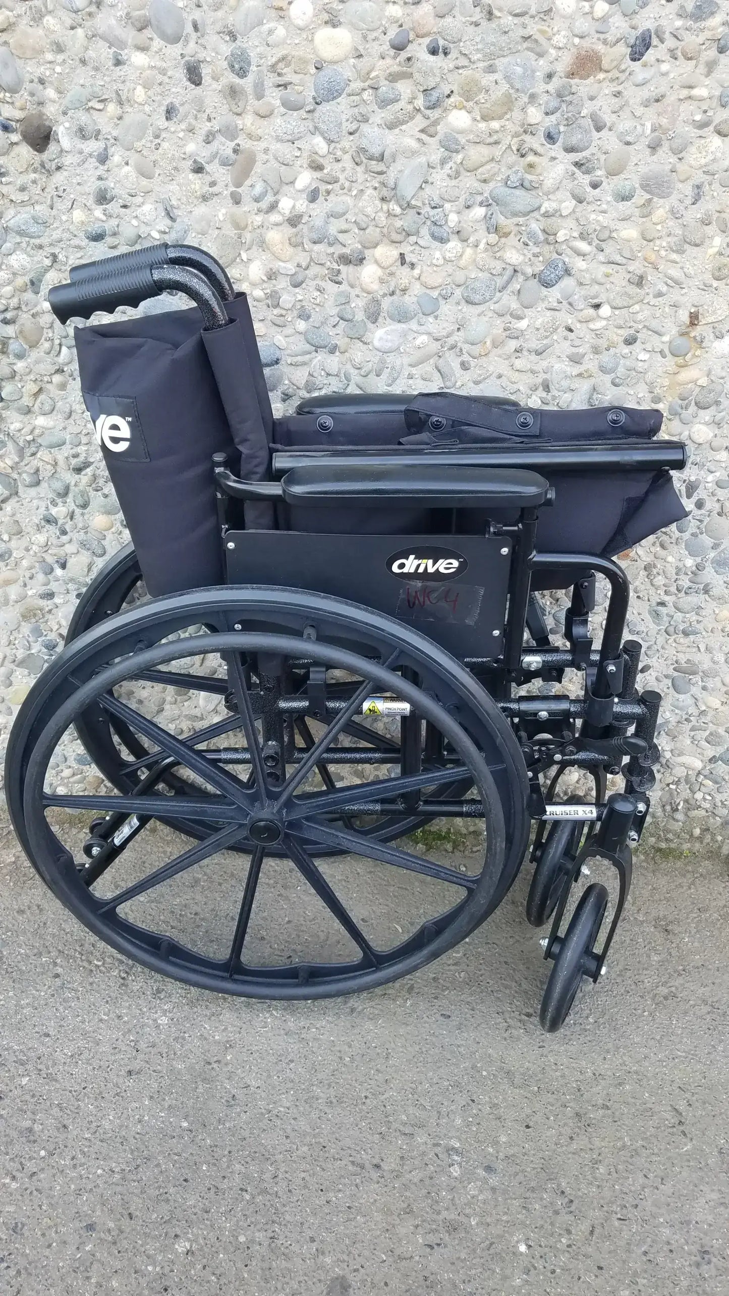 Reuse Medical Equipment Drive Medical ELR Cruiser X4 Transport Folding Wheelchair Lightweight Wheelchair, second-hand product photo 21