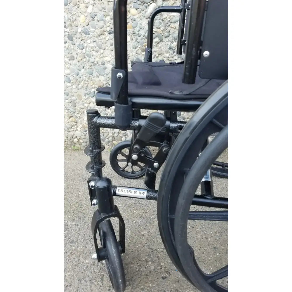 Reuse Medical Equipment Drive Medical ELR Cruiser X4 Transport Folding Wheelchair Lightweight Wheelchair, second-hand product photo 8