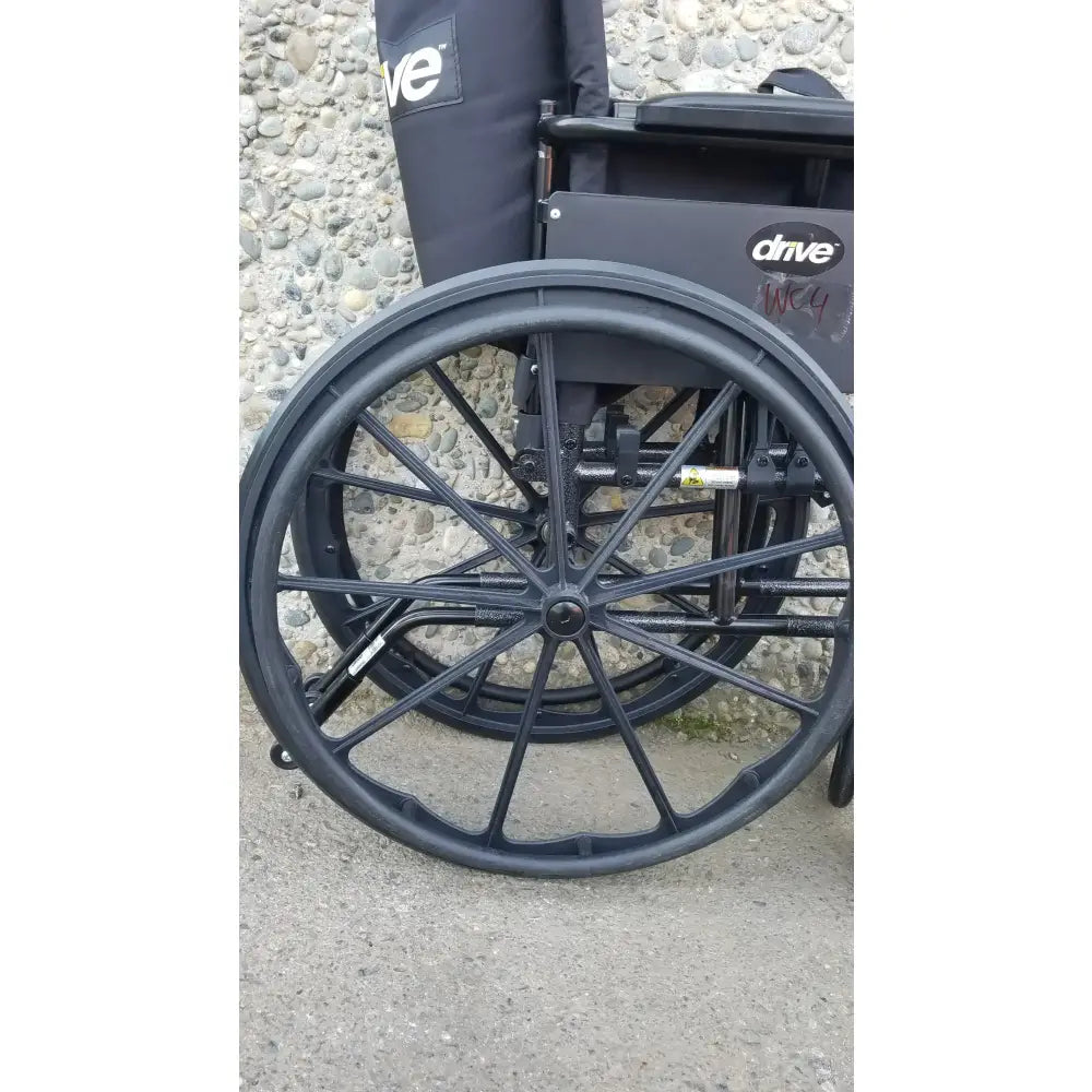 Reuse Medical Equipment Drive Medical ELR Cruiser X4 Transport Folding Wheelchair Lightweight Wheelchair, second-hand product photo 20