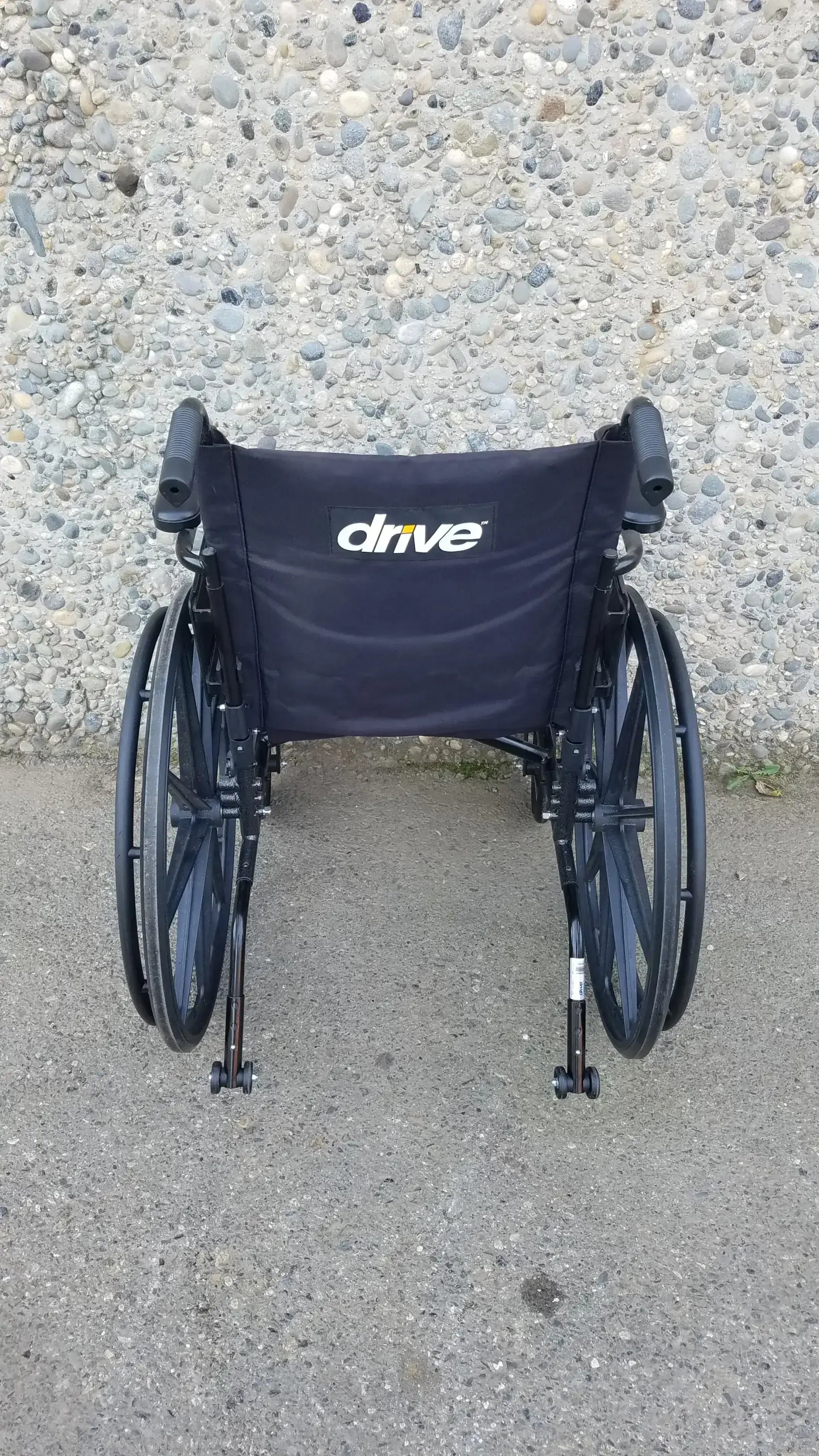Reuse Medical Equipment Drive Medical ELR Cruiser X4 Transport Folding Wheelchair Lightweight Wheelchair, second-hand product photo 6