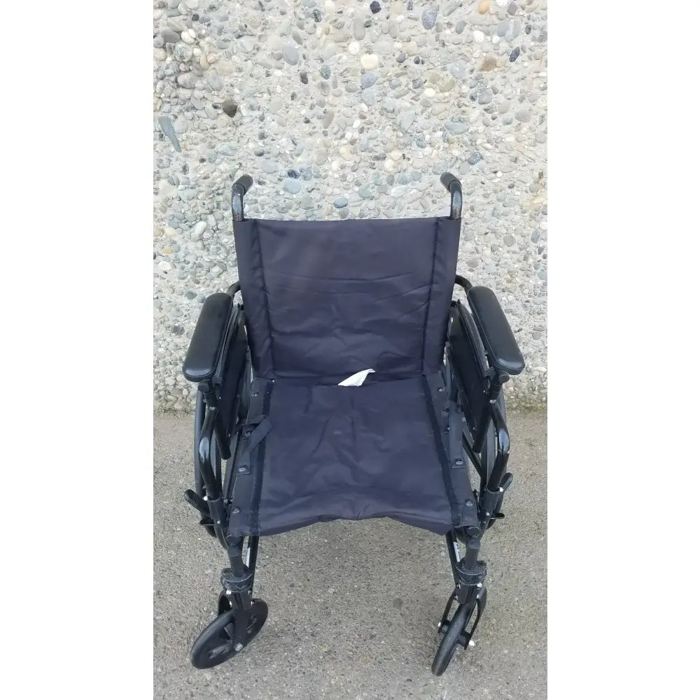 Reuse Medical Equipment Drive Medical ELR Cruiser X4 Transport Folding Wheelchair Lightweight Wheelchair, second-hand product photo 15