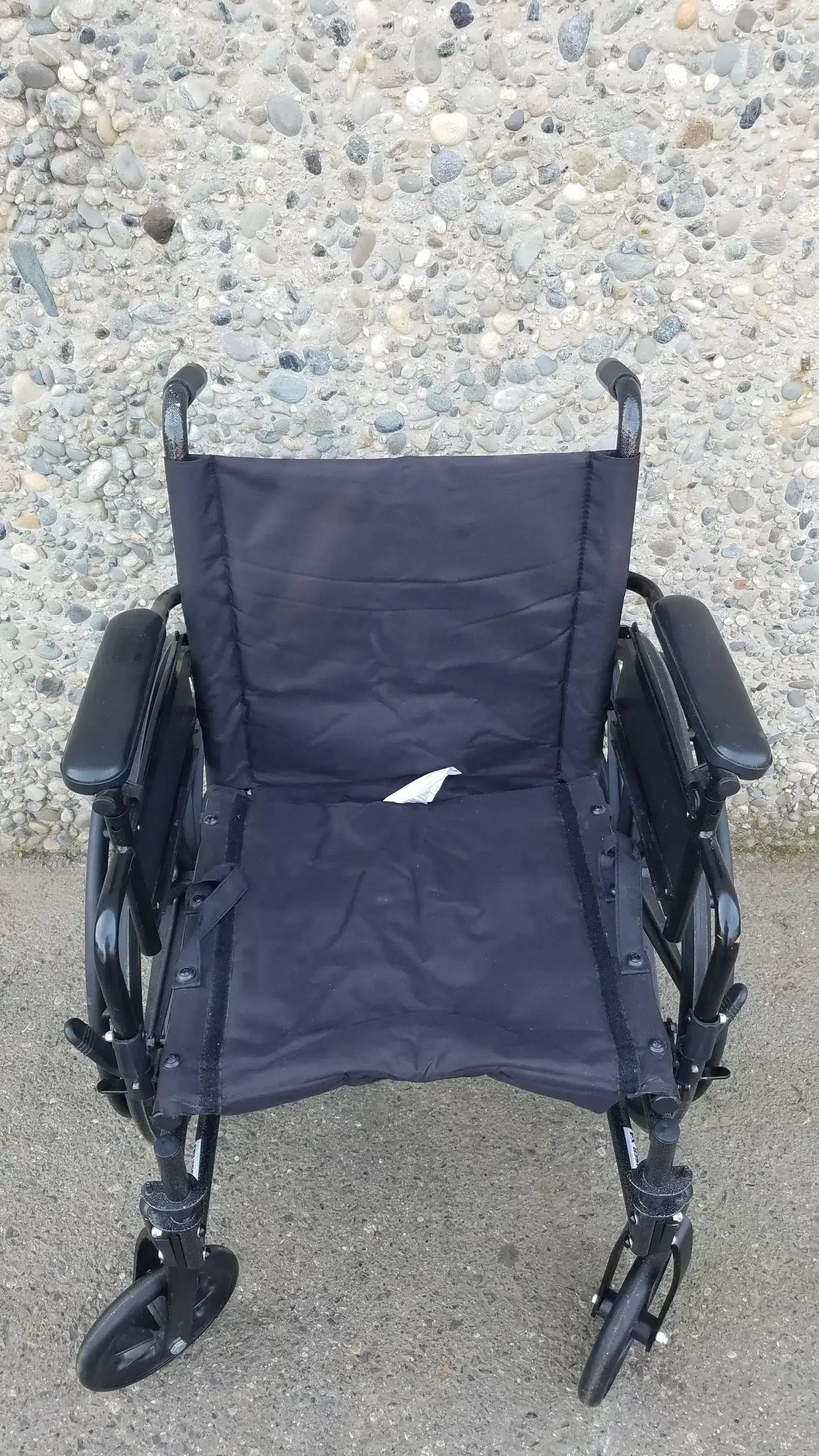 Reuse Medical Equipment Drive Medical ELR Cruiser X4 Transport Folding Wheelchair Lightweight Wheelchair, second-hand product photo 15