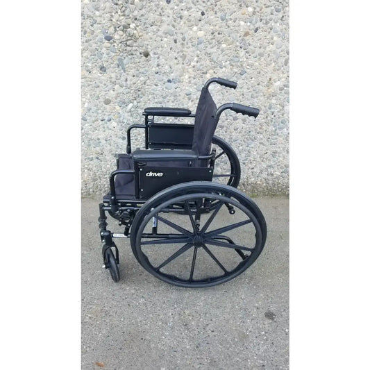Reuse Medical Equipment Drive Medical ELR Cruiser X4 Transport Folding Wheelchair Lightweight Wheelchair, second-hand product photo 1