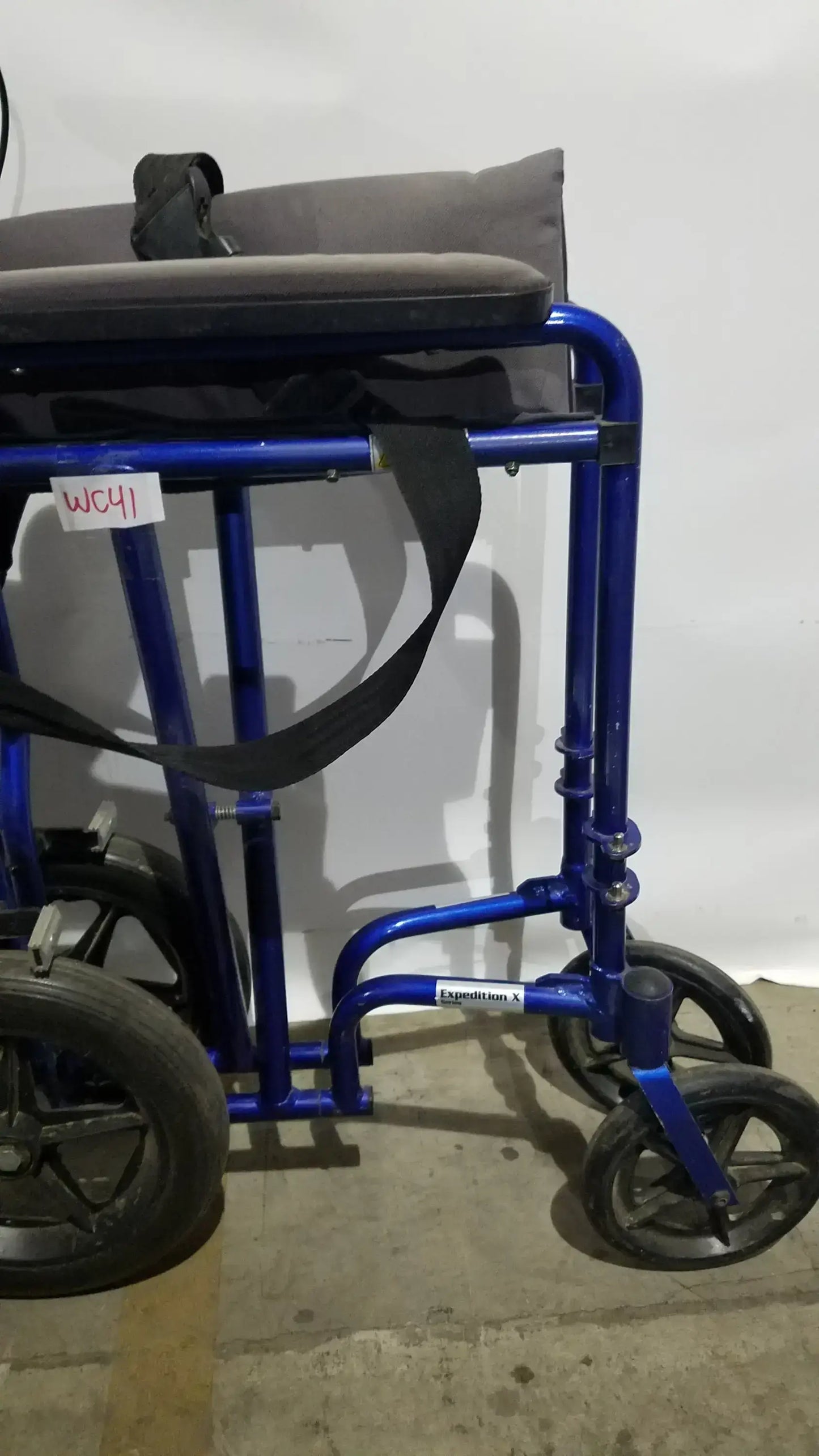 Reuse Medical Equipment Drive Medical Expedition Folding Manual Wheelchair - Lightweight Black Comfort Seat Wheelchairs, second-hand product photo 19