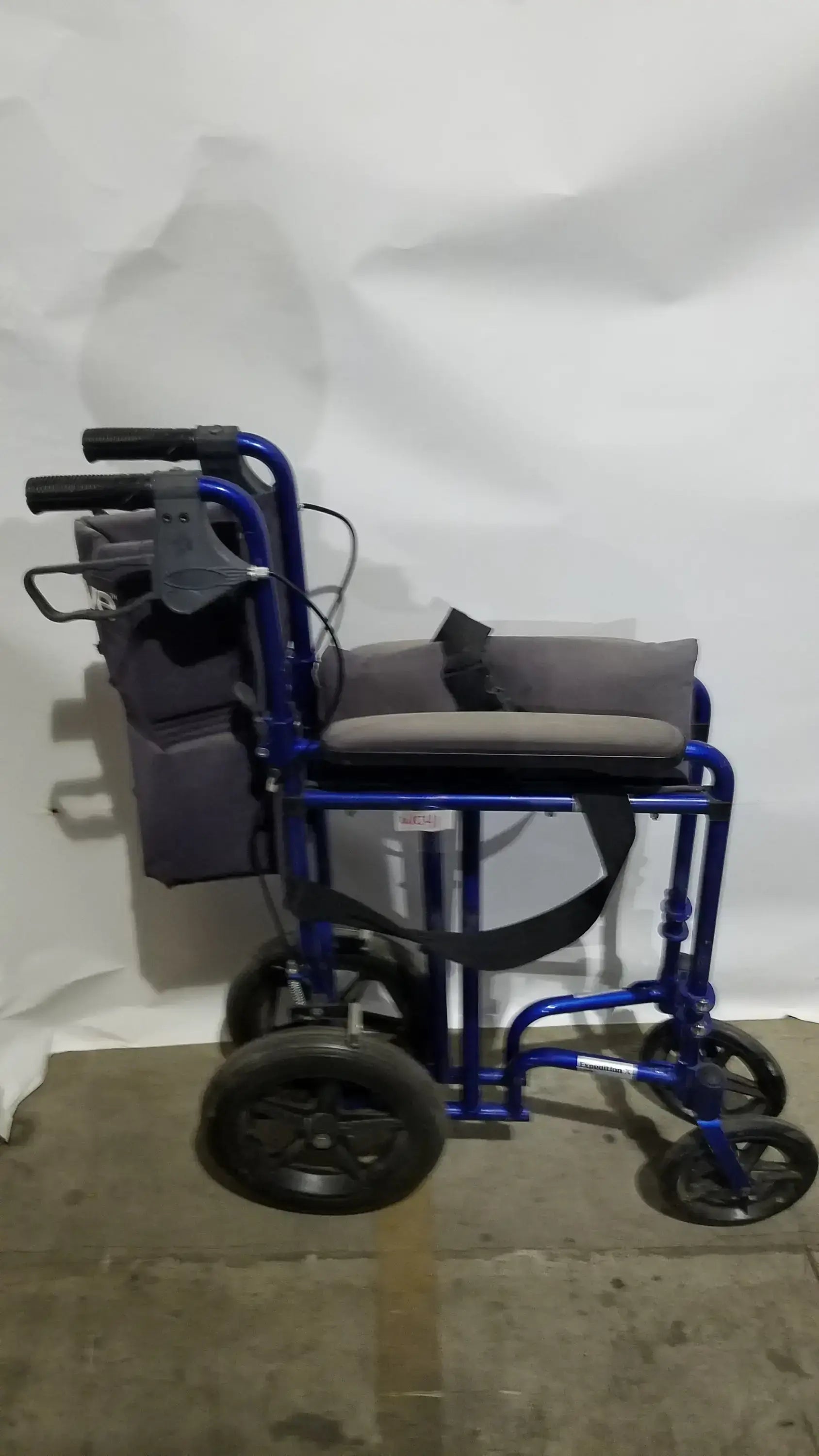 Reuse Medical Equipment Drive Medical Expedition Folding Manual Wheelchair - Lightweight Black Comfort Seat Wheelchairs, second-hand product photo 17