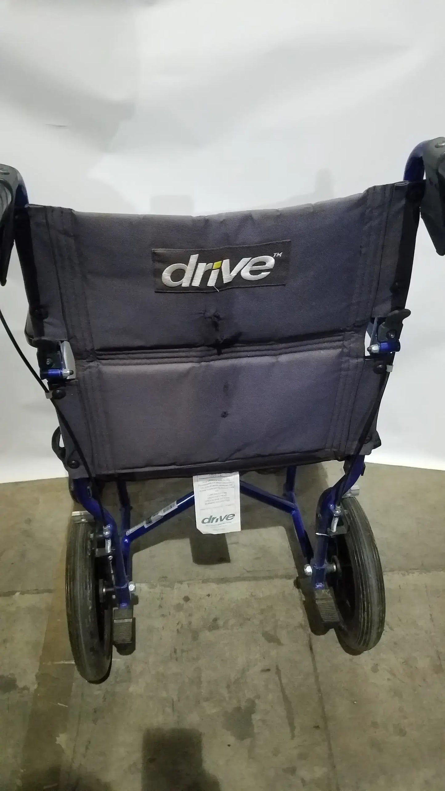 Reuse Medical Equipment Drive Medical Expedition Folding Manual Wheelchair - Lightweight Black Comfort Seat Wheelchairs, second-hand product photo 4