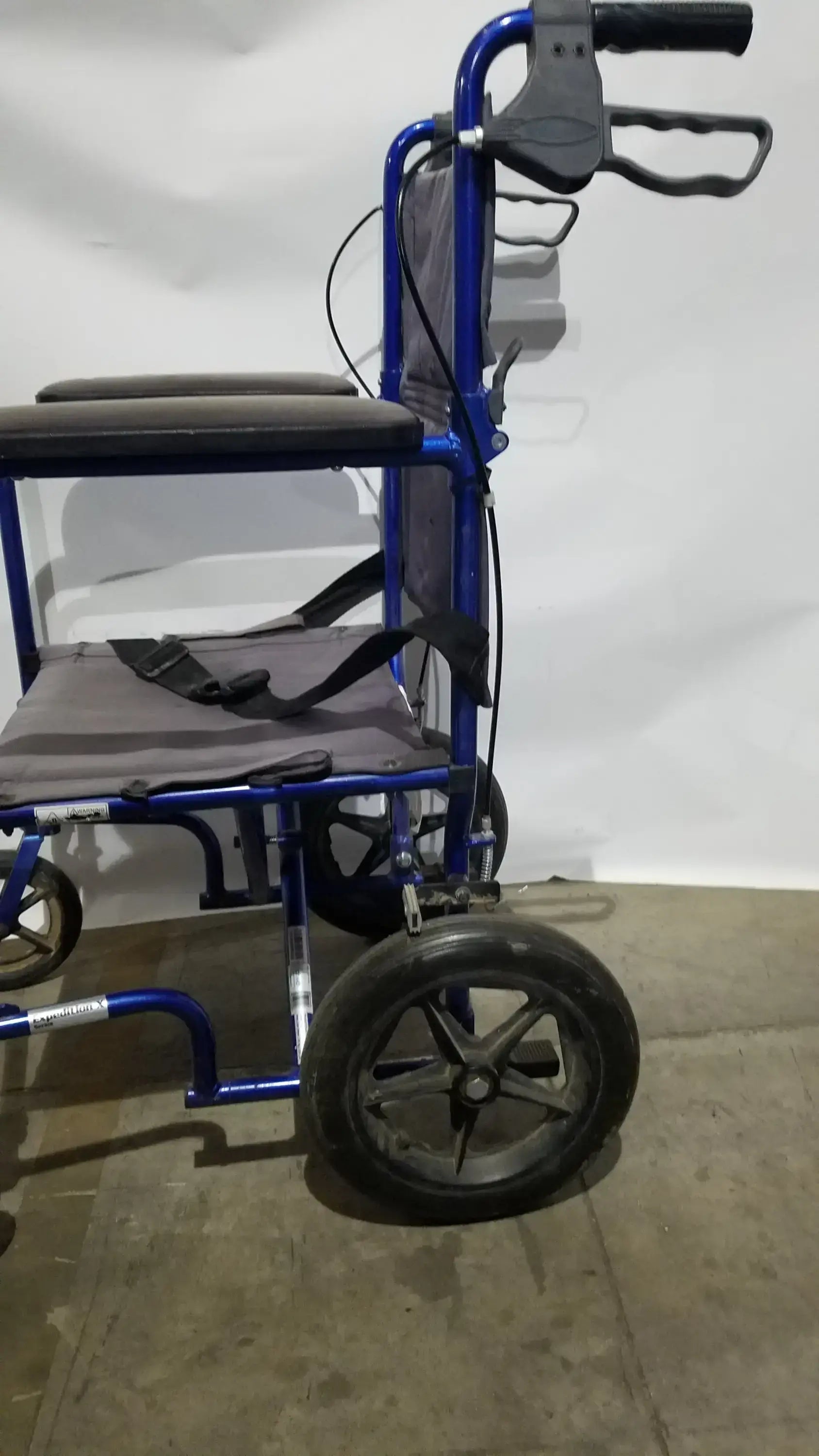 Reuse Medical Equipment Drive Medical Expedition Folding Manual Wheelchair - Lightweight Black Comfort Seat Wheelchairs, second-hand product photo 7