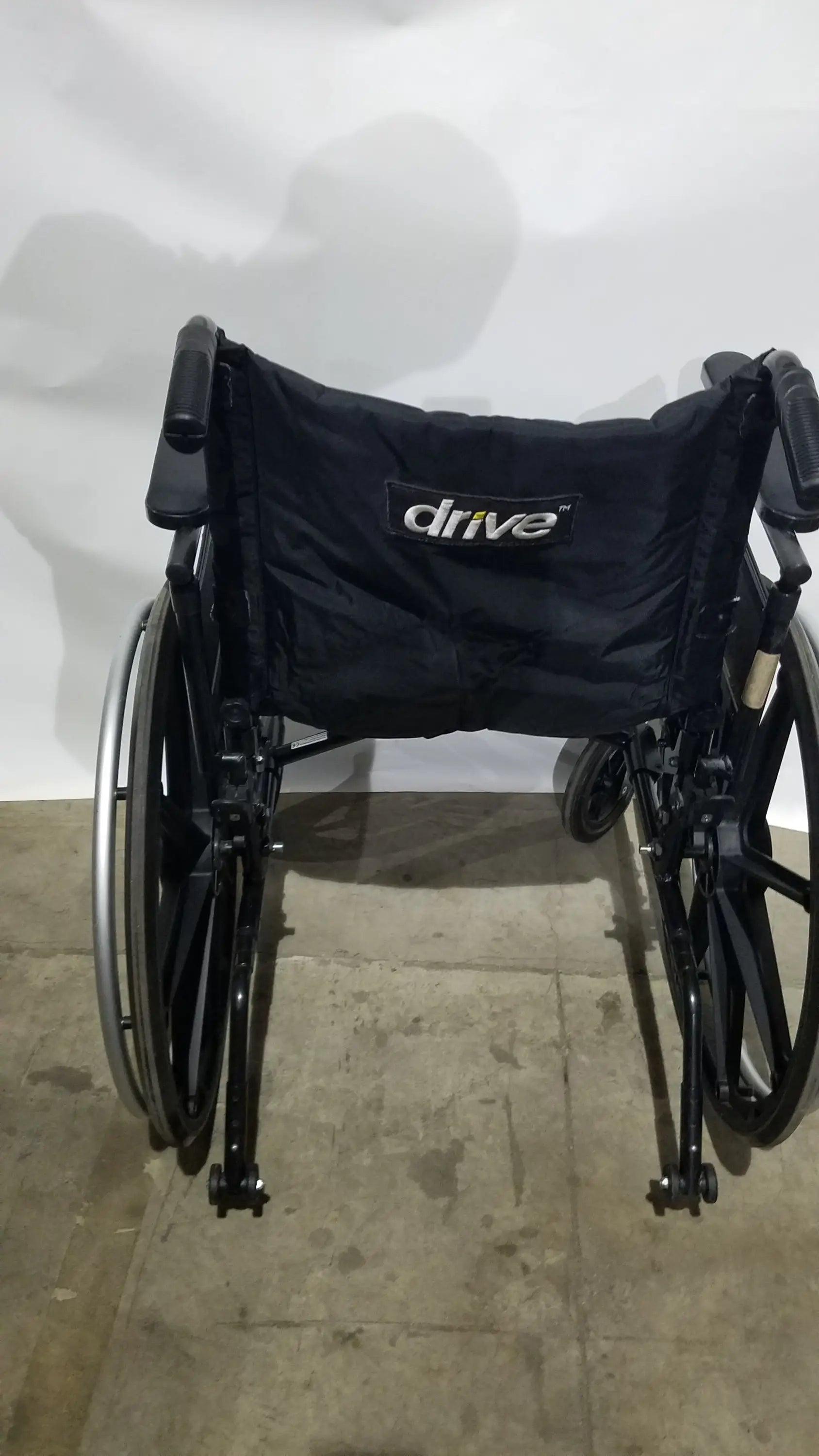 Reuse Medical Equipment Drive Medical Folding Manual Wheelchair - Black Comfort Seat Wheelchairs, second-hand product photo 5